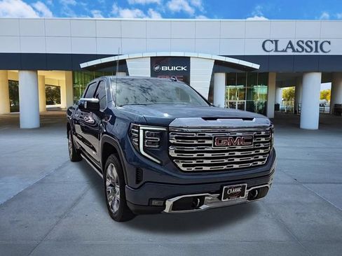 Used 2025 GMC Sierra 1500 Denali w/ Denali Reserve Package AWD/4WD image 2