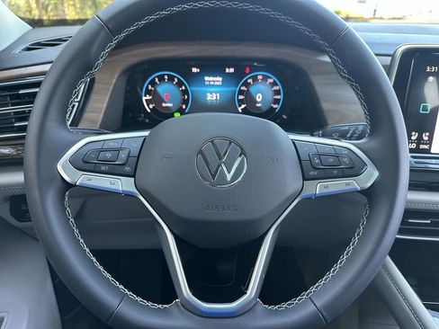 New 2026 Volkswagen Atlas SE image 14