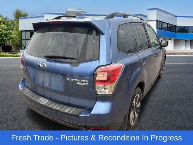 Used 2017 Subaru Forester 2.5i Premium AWD/4WD image 5