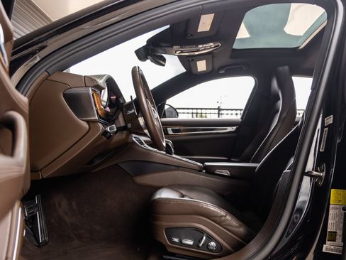 Certified 2018 Porsche Panamera 4S AWD/4WD image 24