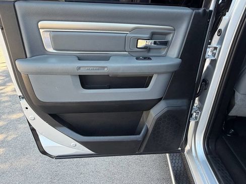 Used 2019 RAM 1500 Big Horn AWD/4WD image 29