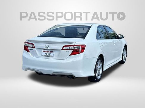 Used 2013 Toyota Camry SE FWD image 5