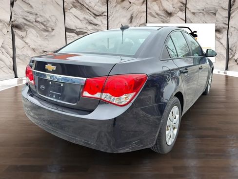 Used 2016 Chevrolet Cruze LS image 6
