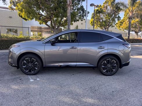 Certified 2025 Nissan Murano Platinum w/ Cargo Package AWD/4WD image 5