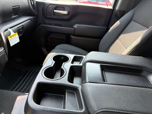Used 2023 Chevrolet Silverado 2500 Custom w/ Custom Value Package AWD/4WD image 30