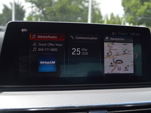 Used 2019 BMW 530i w/ M Sport Package RWD image 18