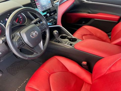 Used 2022 Toyota Camry XSE FWD image 10