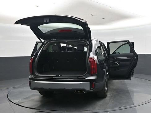 Used 2025 Kia Telluride S FWD image 49
