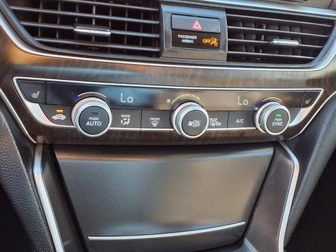 Used 2019 Honda Accord EX-L image 7