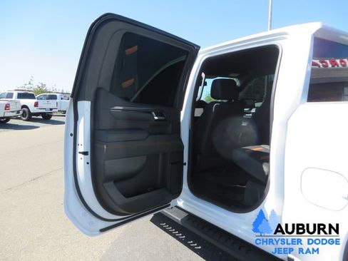 Used 2026 GMC Sierra 1500 AT4 AWD/4WD image 40