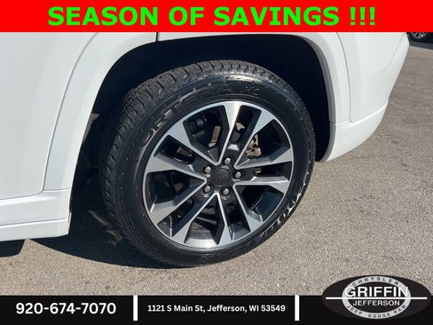 Used 2023 Jeep Grand Cherokee Overland image 15