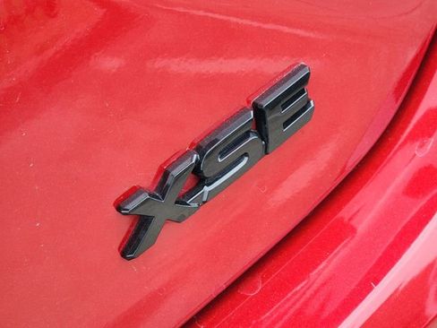 Used 2025 Toyota Camry XSE image 7