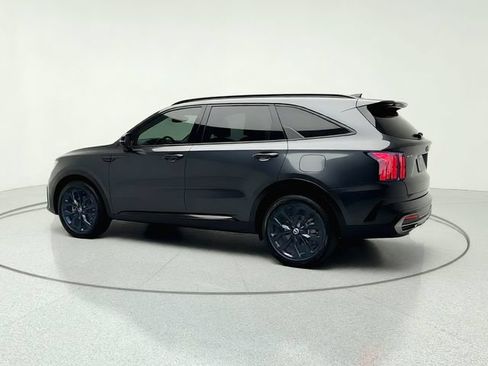 Certified 2021 Kia Sorento SX FWD image 3