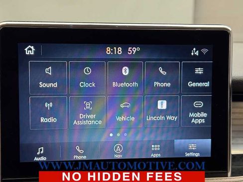 Used 2022 Lincoln Corsair AWD w/ Premium Package image 28
