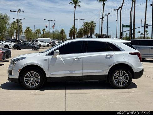 Used 2023 Cadillac XT5 Premium Luxury w/ Technology Package FWD image 3