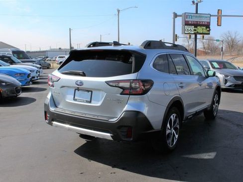 Used 2021 Subaru Outback Limited XT image 11