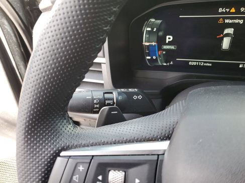 Used 2024 Mitsubishi Outlander SE Black Edition FWD image 25