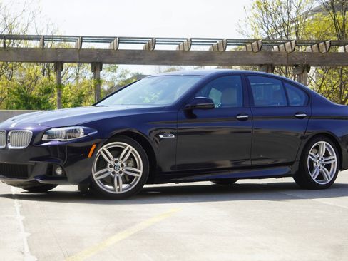 Used 2016 BMW 550i xDrive Sedan AWD/4WD image 14