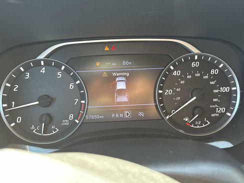 Used 2024 Nissan Frontier S RWD image 24