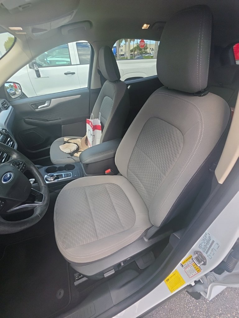 Used 2020 Ford Escape SE Sport AWD/4WD image 5