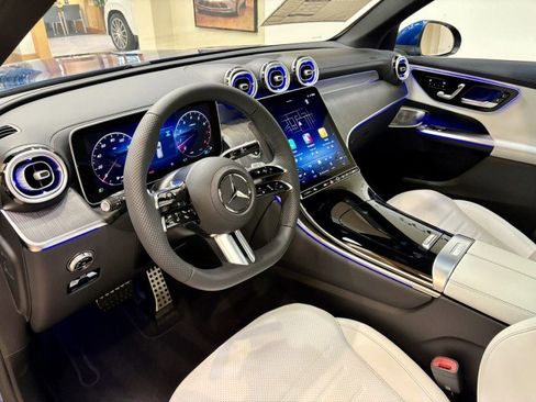 New 2026 Mercedes-Benz GLC 300 image 6