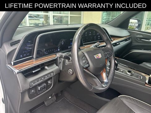 Used 2023 Cadillac Escalade ESV Premium Luxury w/ Performance Package AWD/4WD image 20