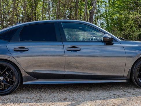 Used 2022 Honda Civic Sport image 6