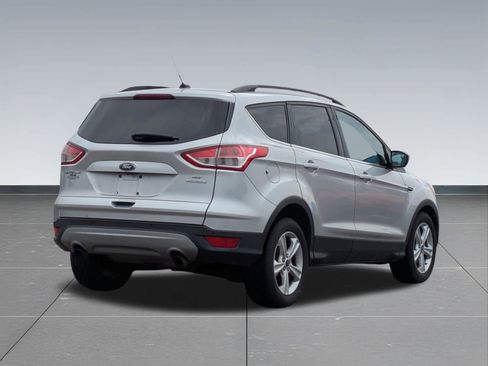 Used 2015 Ford Escape SE w/ Equipment Group 201A FWD image 6