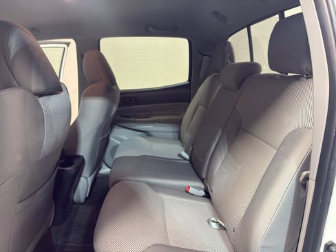 Used 2015 Toyota Tacoma 4x4 Double Cab image 27