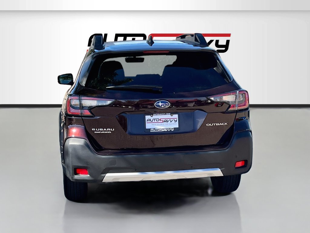 Used 2024 Subaru Outback Limited AWD/4WD image 6