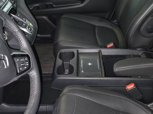 Used 2025 Honda Odyssey EX-L image 21