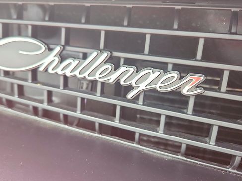 Used 2022 Dodge Challenger R/T Scat Pack RWD image 16