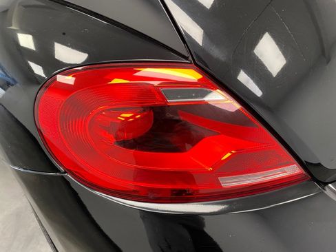 Used 2014 Volkswagen Beetle 2.5 image 13