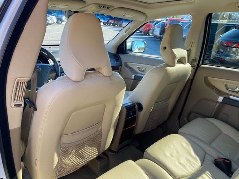 Used 2014 Volvo XC90 3.2 image 24