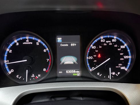 Used 2017 Toyota RAV4 XLE FWD image 18