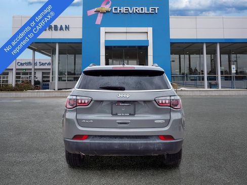 Used 2024 Jeep Compass Latitude AWD/4WD image 7