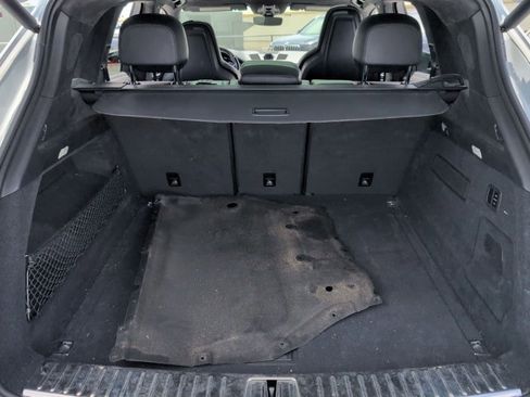 Used 2021 Porsche Cayenne GTS image 6