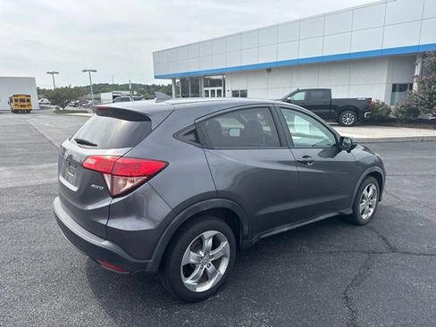 Used 2016 Honda HR-V EX image 9