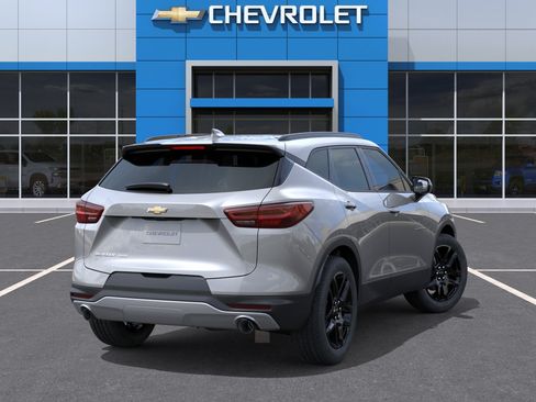 New 2026 Chevrolet Blazer LT w/ Sound & Technology Package AWD/4WD image 4