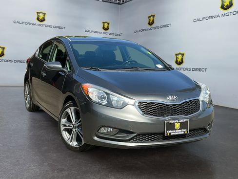 Used 2014 Kia Forte EX w/ Premium Package image 3