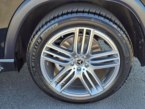 Used 2026 Mercedes-Benz GLS 450 4MATIC image 21