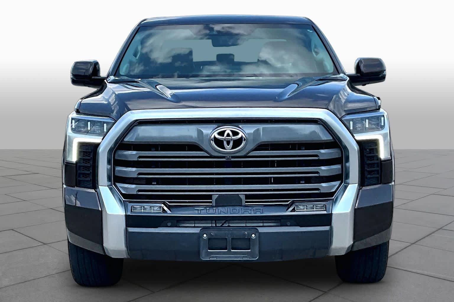Used 2024 Toyota Tundra Limited AWD/4WD image 4