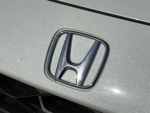 Used 2023 Honda HR-V LX image 5