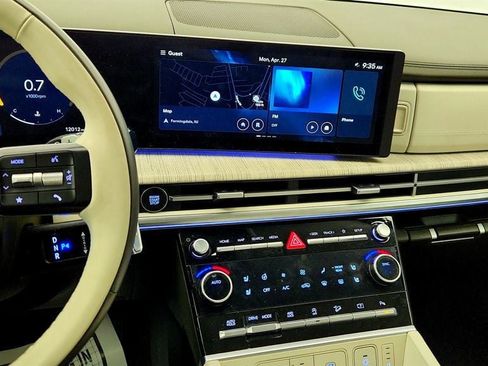 Used 2025 Hyundai Santa Fe Calligraphy AWD/4WD image 18