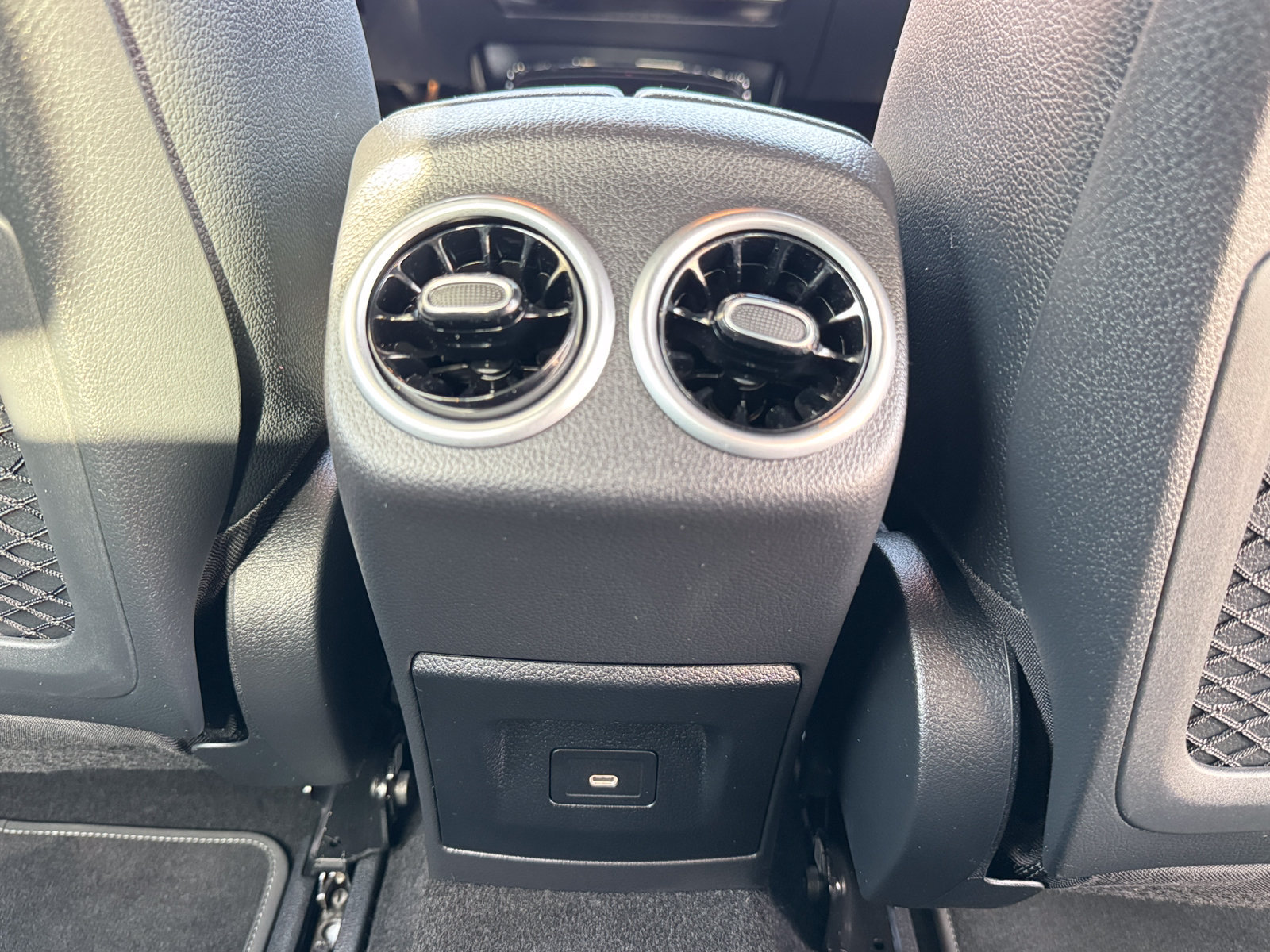 Used 2026 Mercedes-Benz CLA 250 image 9