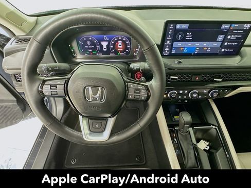 Used 2025 Honda Accord Touring image 14