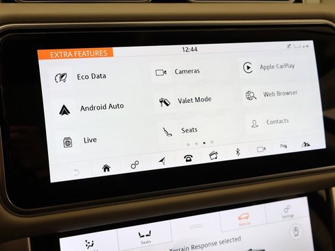 Used 2020 Land Rover Range Rover HSE image 48