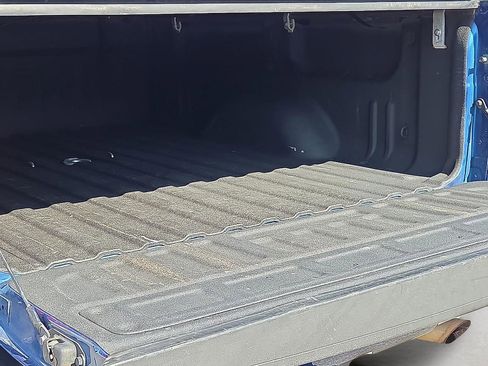 Certified 2017 GMC Sierra 2500 Denali image 9