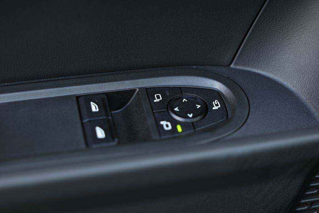 New 2026 MINI Cooper 2-Door Hardtop FWD image 17