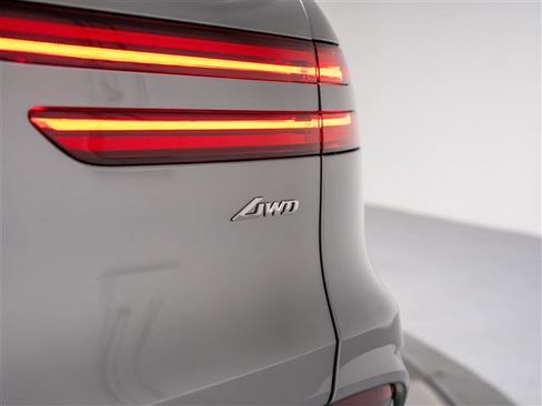New 2026 Genesis GV70 2.5T Sport Prestige AWD/4WD image 16